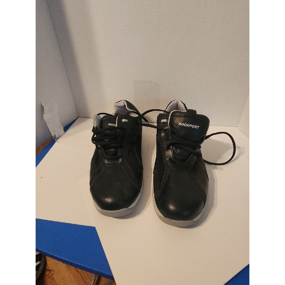Rockport black shoes Size 9.5  Lace Up leather